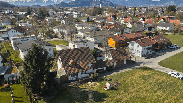 Stilvolles Zuhause in Altach mit Schwimmteich