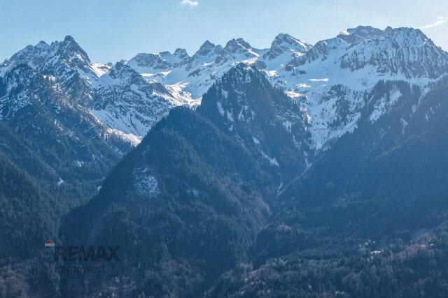 Alpine Stadtvilla in Bludenz mit enormen Entwicklungspotenzial - kein Denkmalschutz - 
3 Varianten möglich