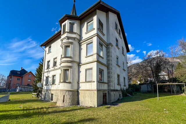Alpine Stadtvilla in Bludenz mit enormen Entwicklungspotenzial - kein Denkmalschutz - 
3 Varianten möglich