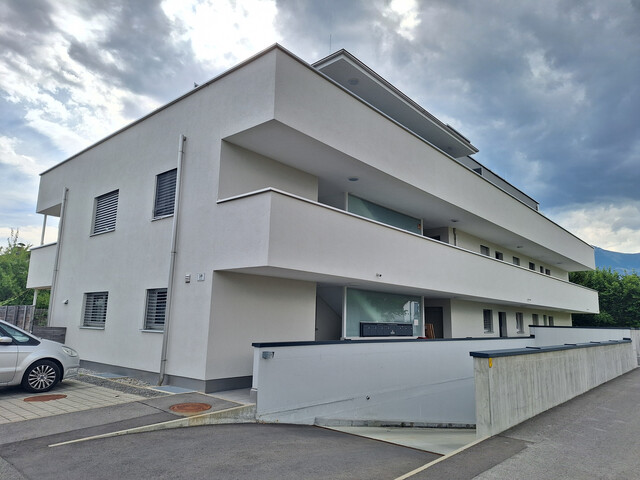Moderne Gartenwohnung mit einem Tiefgaragenplatz in Feldkirch-Gisingen