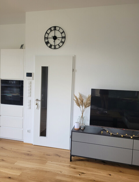 PRIVATVERKAUF - Gartenwohnung mit Terrasse, Garten & Tiefgaragen-Parkplatz in Top-Lage!