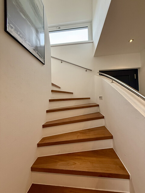 Modernes Wohnen in schönem, gehobenem Einfamilienhaus  in ruhiger Lage in Weiler! 