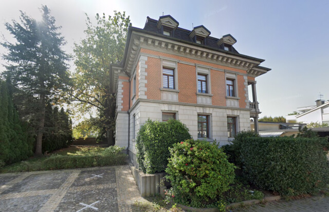 Historische Villa in bester Lage zu verkaufen