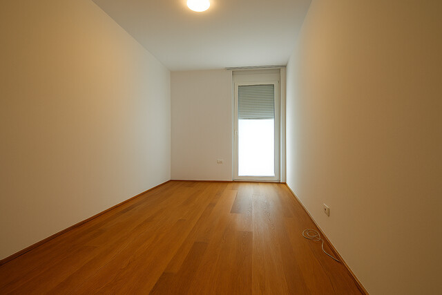 Provisionsfrei - Attraktive Dachgeschosswohnung mit großzügiger Terrasse und Top-Anbindung