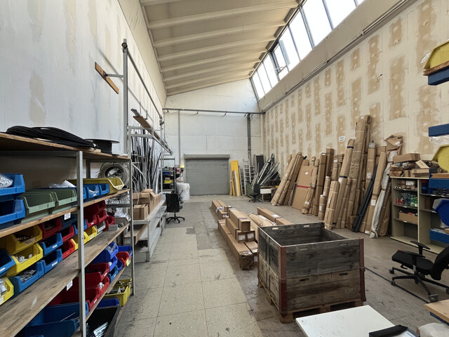Geschäftslokal Top 02/002 mit Büro und Lager