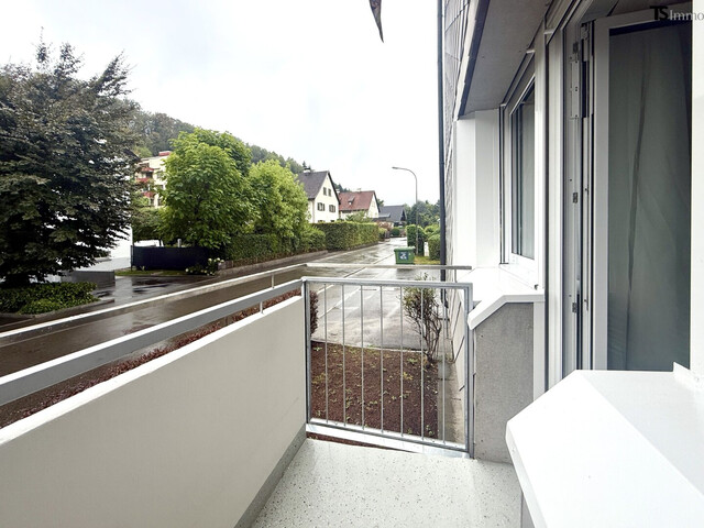 Feldkirch-Tisis: Großzügige 3,5-Zimmer-Wohnung ca. 75 m2 mit kleinem Balkon – nahe LKH & Grenze Liechtenstein