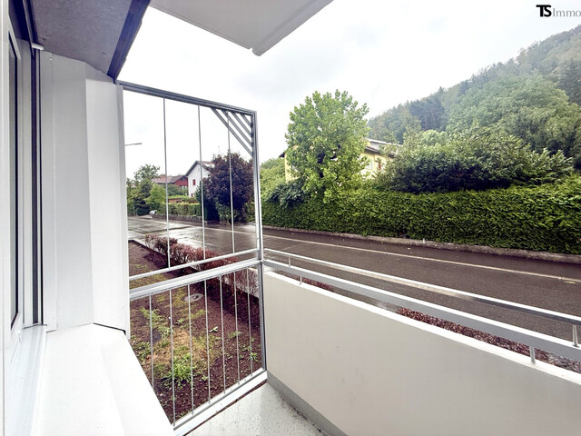 Feldkirch-Tisis: Großzügige 3,5-Zimmer-Wohnung ca. 75 m2 mit kleinem Balkon – nahe LKH & Grenze Liechtenstein