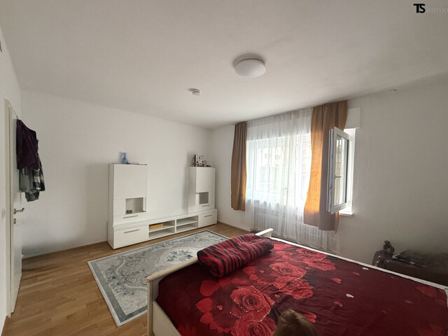 Feldkirch-Tisis: Großzügige 3,5-Zimmer-Wohnung ca. 75 m2 mit kleinem Balkon – nahe LKH & Grenze Liechtenstein