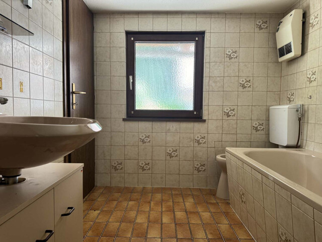 Doppelhaushälfte mit Potential und guter Lage sucht Handwerker