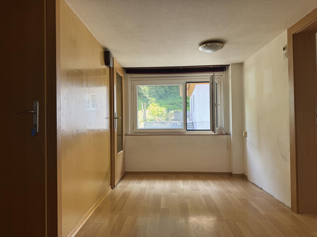 Doppelhaushälfte mit Potential und guter Lage sucht Handwerker