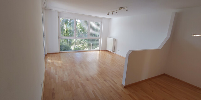 Helle Drei-Zimmerwohnung mit Ausblick über Götzis in ruhiger Lage am Wald