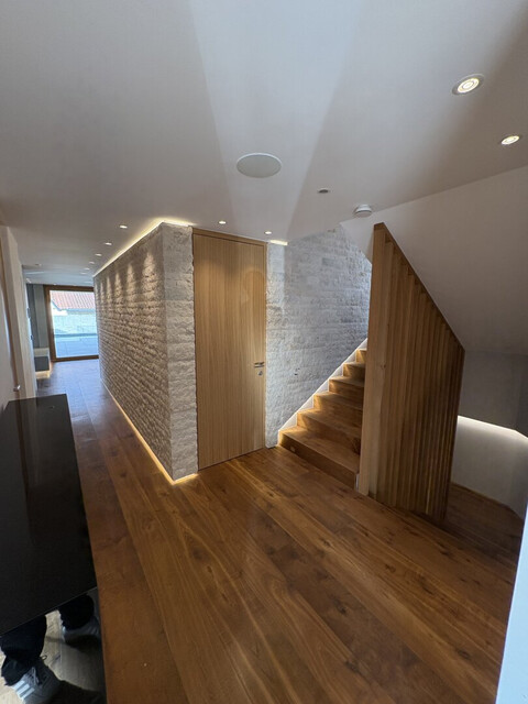 Provisionsfrei: 🏡🌟 Exklusive 2-stöckige Gartenwohnung – EG & UG mit privatem Lift, Pool, Garten & Terrassen