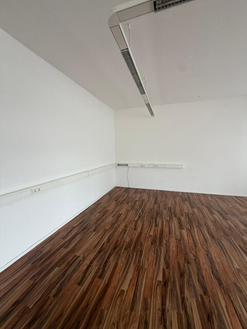 Gepflegtes Büro/Praxis in Dornbirn, 2 Stellplätze, Parkett, Top Lage