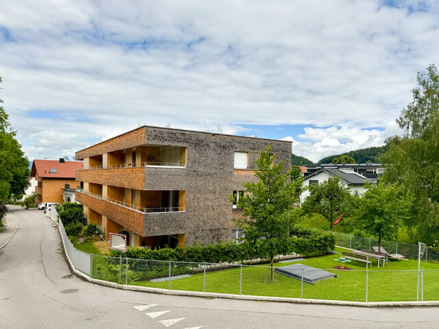 Neuwertige 2-Zimmer Wohnung im Dachgeschoß! Top 8