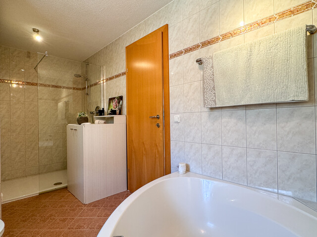 BERGTAUGLICH! Eine wunderbare Wohnung mit CHARME-OFFENSIVE