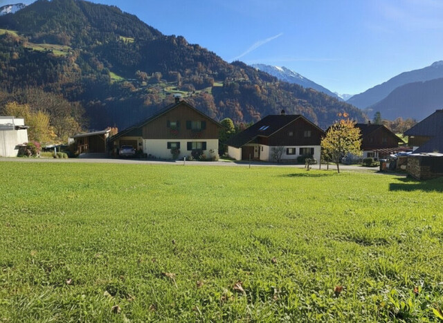 Traumhaftes Grundstück mit atemberaubendem Berg- und Fernblick!