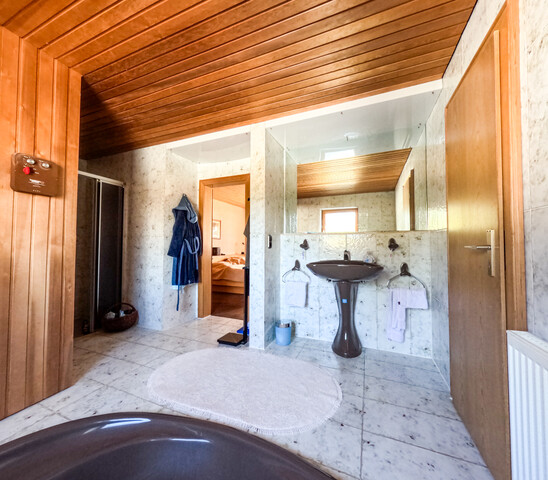 Panorama pur – charmantes Alpenhaus in spektakulärer Lage!