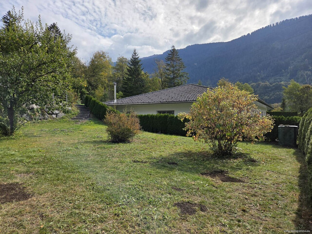 Ihr Zweitwohnsitz in den Bergen | Charmante Ferienwohnung mit großem Garten & Wellness in Dalaas