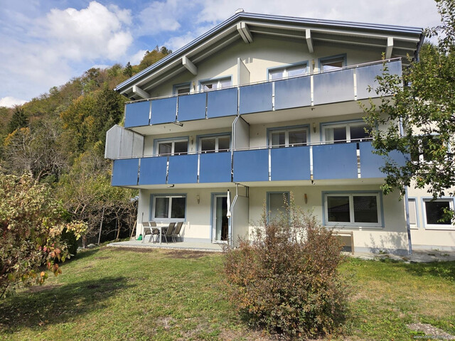 Ihr Zweitwohnsitz in den Bergen | Charmante Ferienwohnung mit großem Garten & Wellness in Dalaas