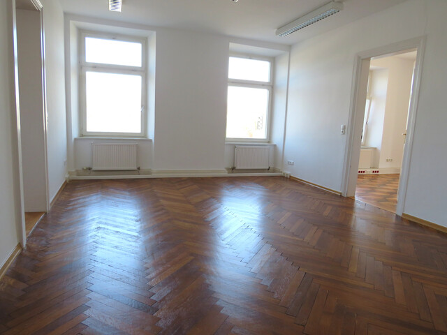 Repräsentative Büro-, Kanzlei-  oder Praxisfläche in Top-Lage – nur 50m zur Seepromenade!