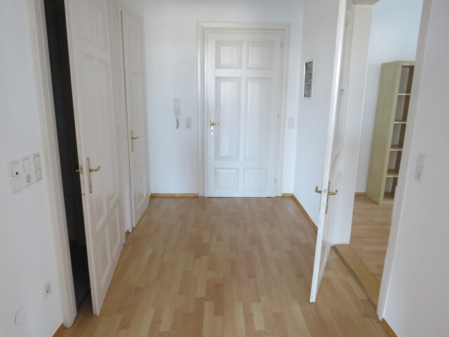 Repräsentative Büro-, Kanzlei-  oder Praxisfläche in Top-Lage – nur 50m zur Seepromenade!