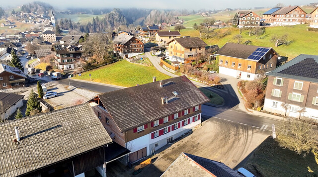 Egg | Traditionshaus im Ortskern mit Entwicklungspotenzial