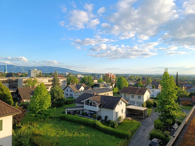 Lichtdurchflutete 2-Zimmer-Dachgeschoß-Wohnung in Toplage in Dornbirn