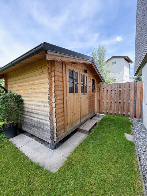 4-Zimmer | Gartenwohnung mit 200 m2 Garten | Provisionsfrei | kleine Wohnanlage | hochwertige Ausstattung