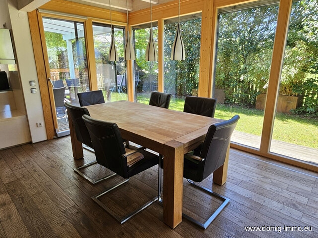 Eine Wohlfühloase in Mitten der feldkircher Bergwelt, Einfamilienhaus mit Wellnessbereich und schönem Garten!