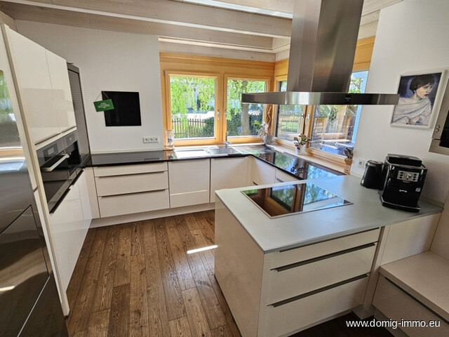 Eine Wohlfühloase in Mitten der feldkircher Bergwelt, Einfamilienhaus mit Wellnessbereich und schönem Garten!