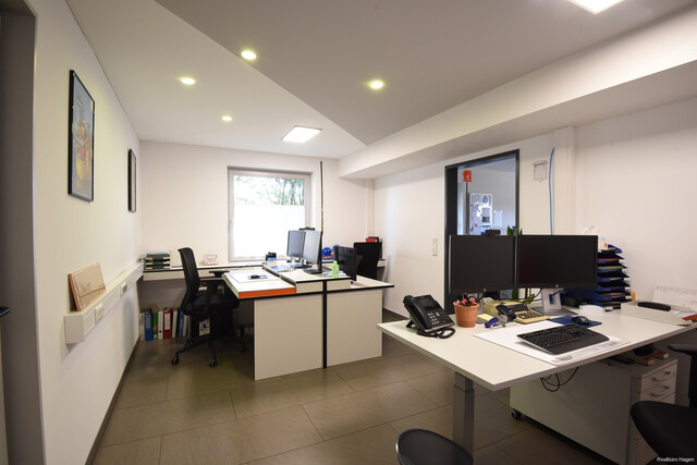 Gewerbeliegenschaft mit 2 Wohnungen in Lustenau, Rasis Bündt zu verkaufen!