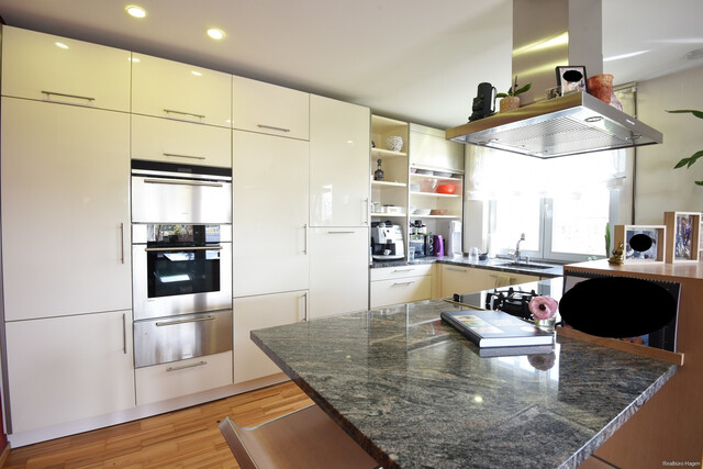 Gewerbeliegenschaft mit 2 Wohnungen in Lustenau, Rasis Bündt zu verkaufen!