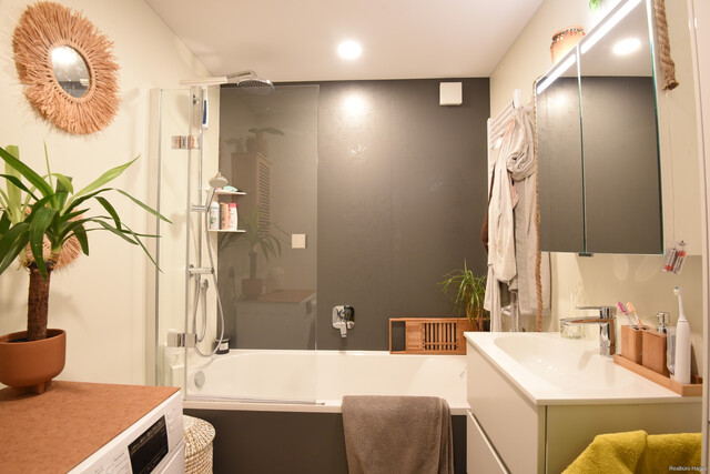 Gewerbeliegenschaft mit 2 Wohnungen in Lustenau, Rasis Bündt zu verkaufen!