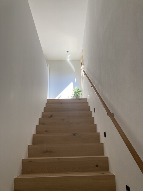 Stylische, neuwertige Reihenhaus-Wohnung