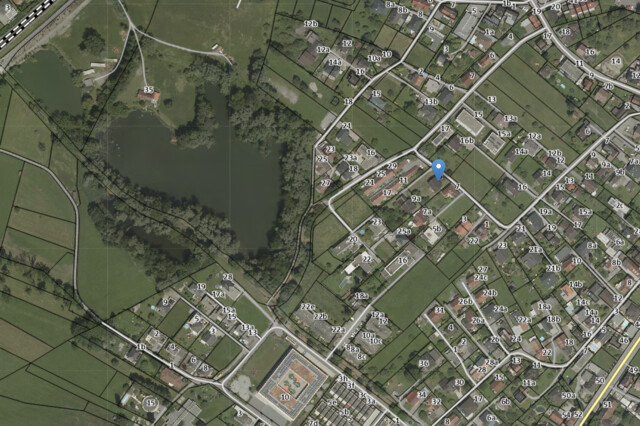 Schönes rechteckiges Baugrundstück im Zentrum von Hohenems in naturnaher Lage mit Altbestand