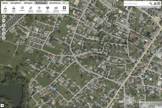 Schönes rechteckiges Baugrundstück im Zentrum von Hohenems in naturnaher Lage mit Altbestand