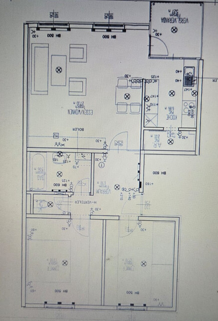 Helle 3-Zimmer-Wohnung im Zentrum von Hörbranz📍 Lage: Zentral gelegen – alle öffentlichen Einrichtungen (Gemeindeamt, Schule, Bank, Post, Bushaltestelle) sind innerhalb von 2 Minuten zu Fuß erreichbar.