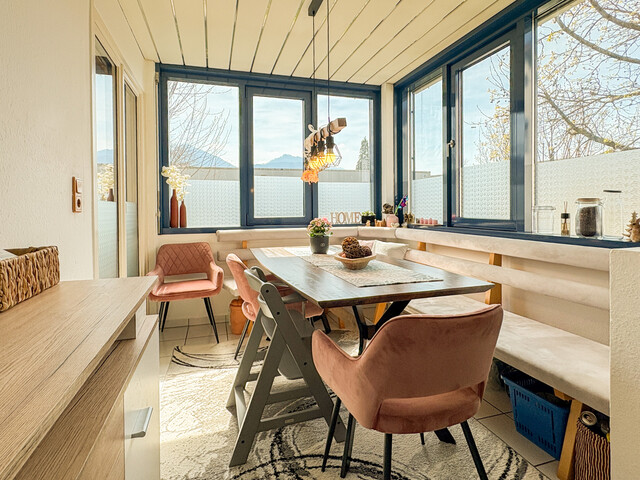 Sehr gepflegte 3-Zimmerwohnung mit Tiefgaragenplatz