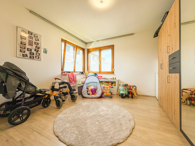 Sehr gepflegte 3-Zimmerwohnung mit Tiefgaragenplatz