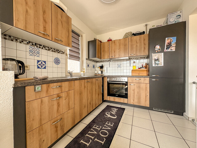 Sehr gepflegte 3-Zimmerwohnung mit Tiefgaragenplatz