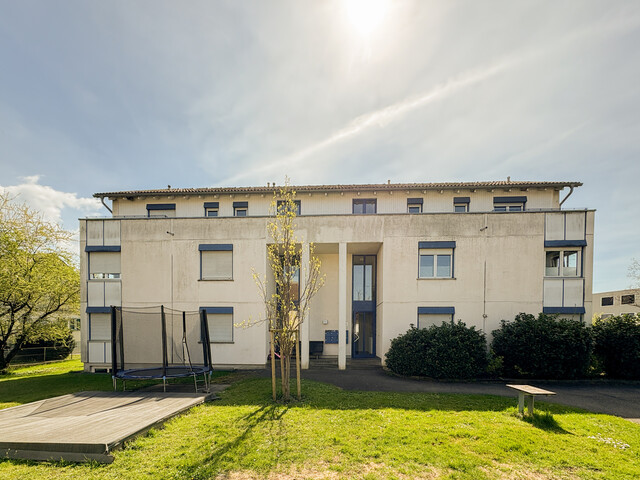 Sehr gepflegte 3-Zimmerwohnung mit Tiefgaragenplatz