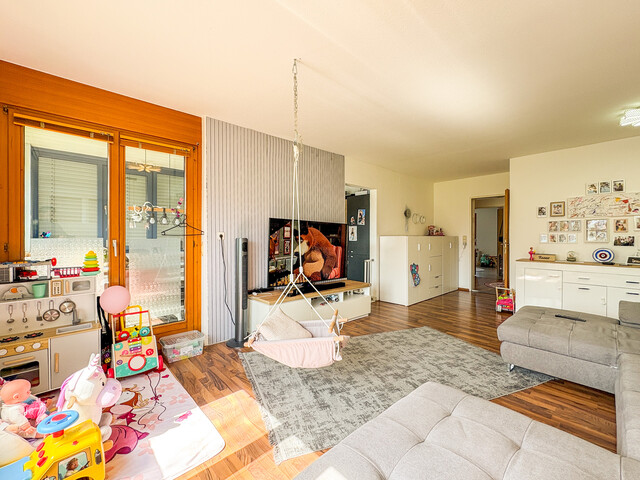 Sehr gepflegte 3-Zimmerwohnung mit Tiefgaragenplatz