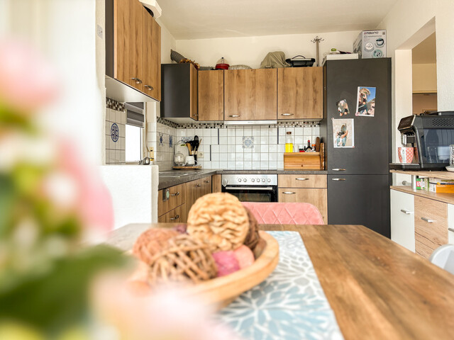 Sehr gepflegte 3-Zimmerwohnung mit Tiefgaragenplatz