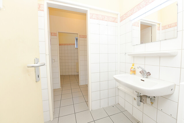 Vielseitige Geschäftsfläche mit idealer Raumaufteilung