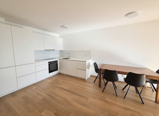 Hochwertige 2-Zimmer-Terrassenwohnung mit direktem Seeblick in Lochau zu vermieten!