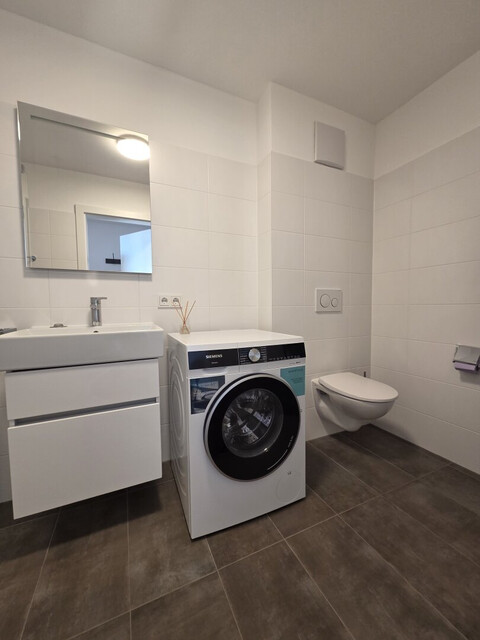 Hochwertige 2-Zimmer-Terrassenwohnung mit direktem Seeblick in Lochau zu vermieten!