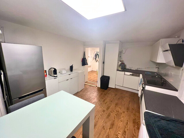 Charmante 2,5-Zimmer-Wohnung im Hochparterre - renoviert, gepflegt und naturnah gelegen