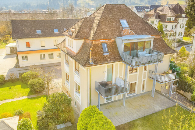 Villa in Bestlage Nenzing – generalsaniert, 4 WE, nachhaltige Rendite