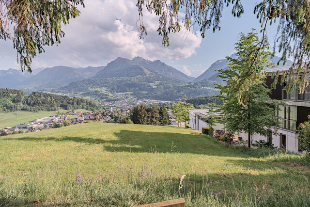 Exklusive Duplexwohnung mit spektakulärer Aussicht & Waldrandlage
