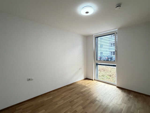 Moderne 2-Zimmer-Terrassenwohnung in Neubau mit Garagenplatz